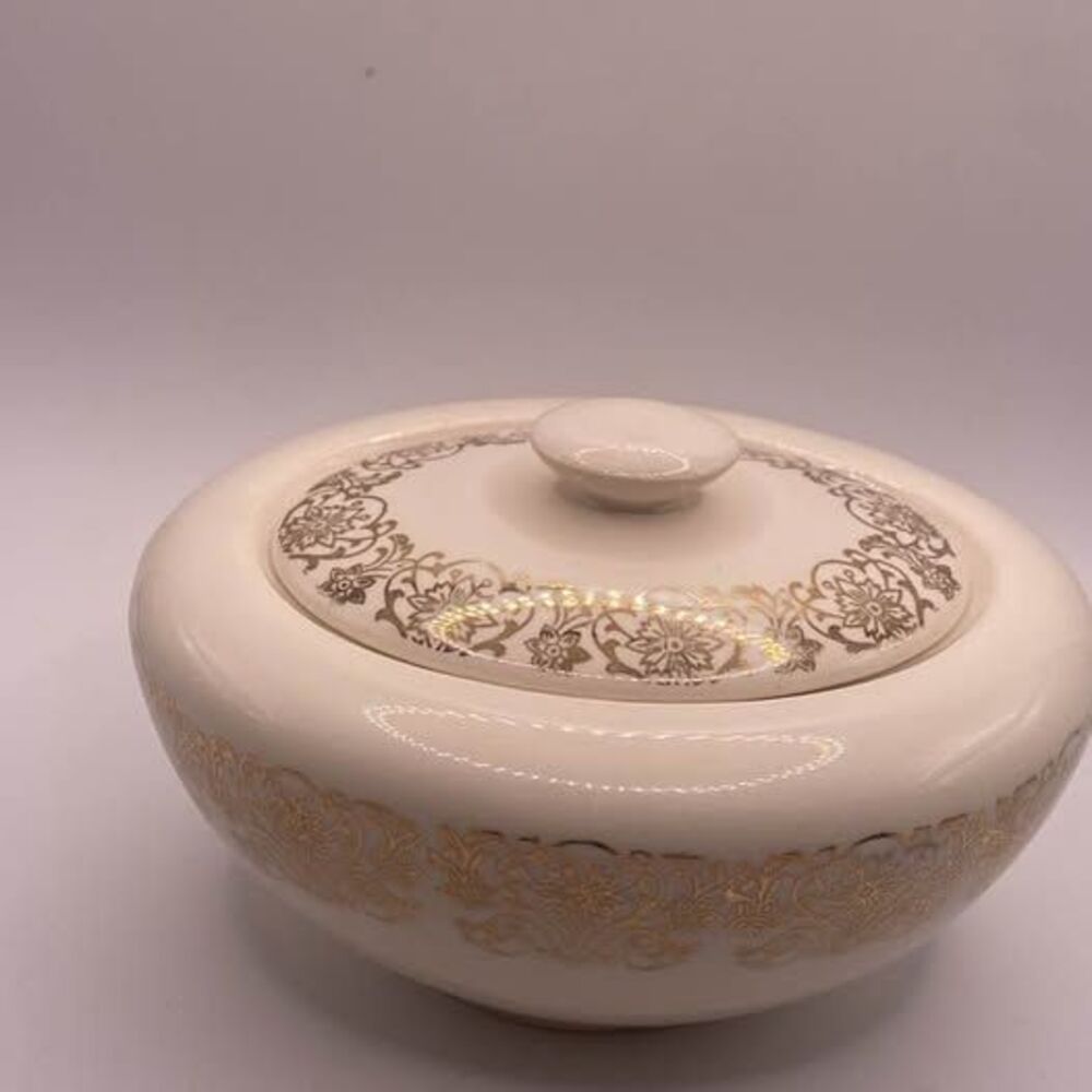 Vintage Mid-Century White & Gold Filigree Covered Sugar Bowl Candy Dish 5.5"